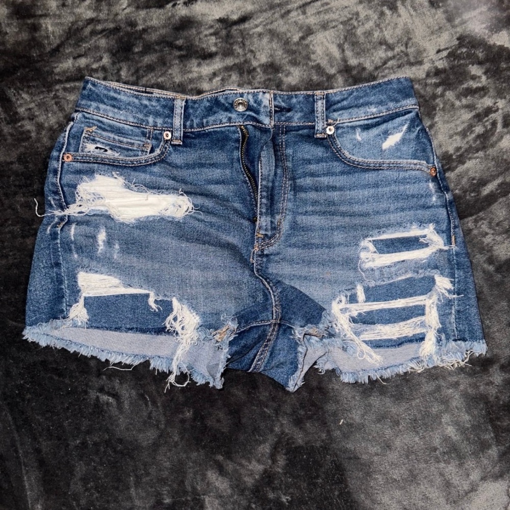 American eagle mom short